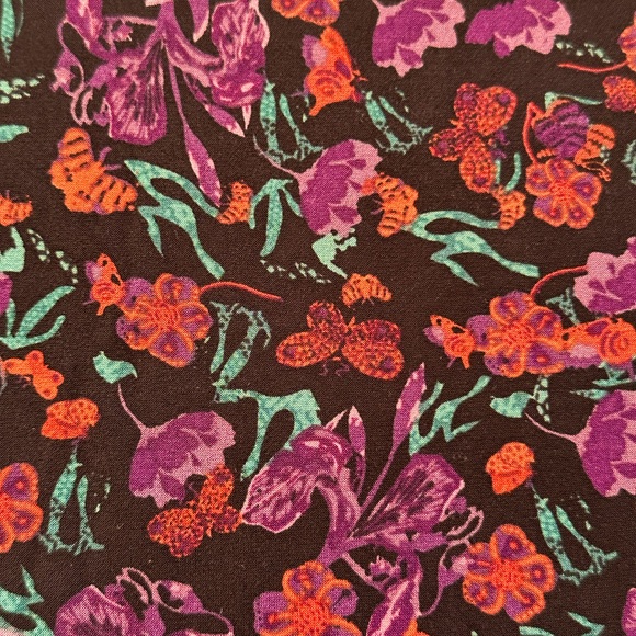 LuLaRoe Irma Tunic Size XXS Butterfly Floral Slinky Oversized Relaxed Fit NWT - Picture 4 of 7